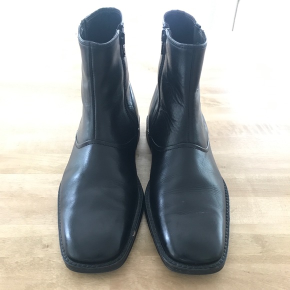 Johnston & Murphy Other - Johnston and Murphy Black Leather Zip-up Boots